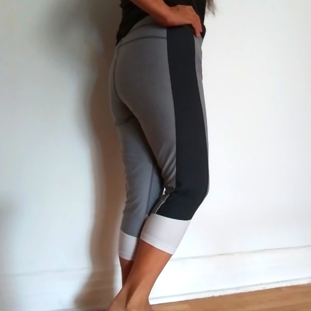 Athletic Works crop leggings
